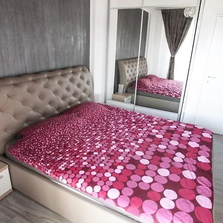 Unique Maya Mamaia - Piscina - Parcare Free Navodari